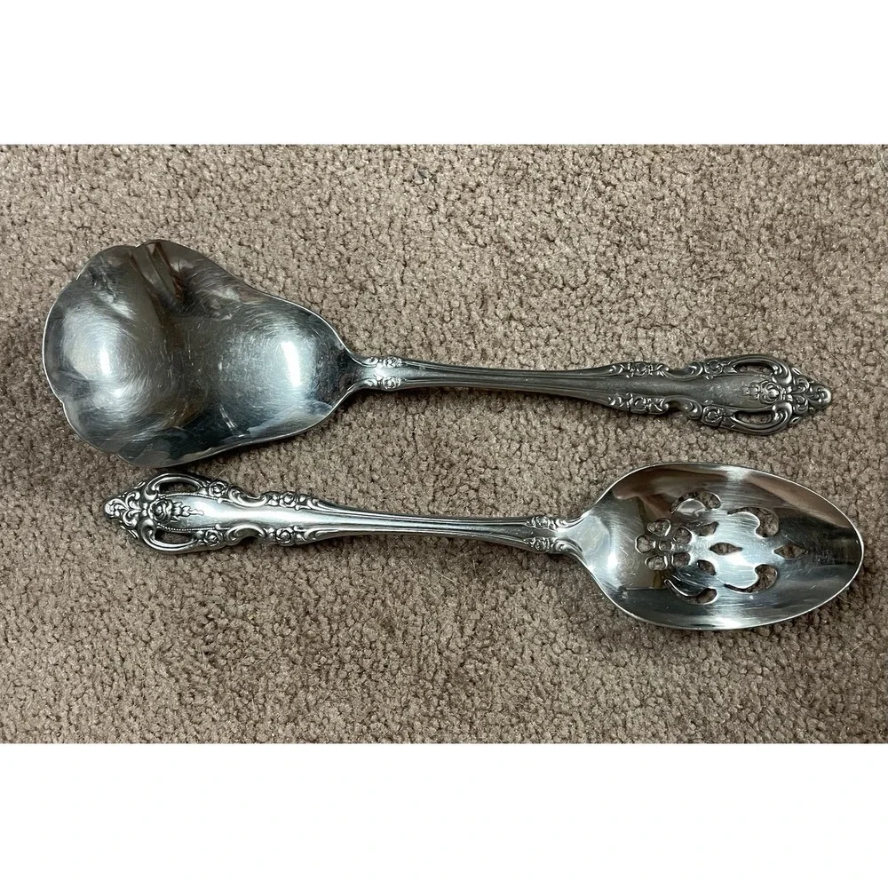 Vintage Oneida Community Stainless Rose design Brahms Set‎ of 2 Serving Spoons
